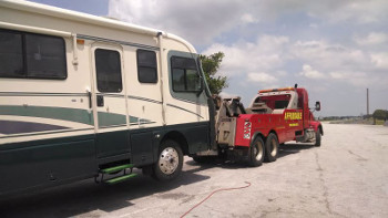 RV Tow Off-Level